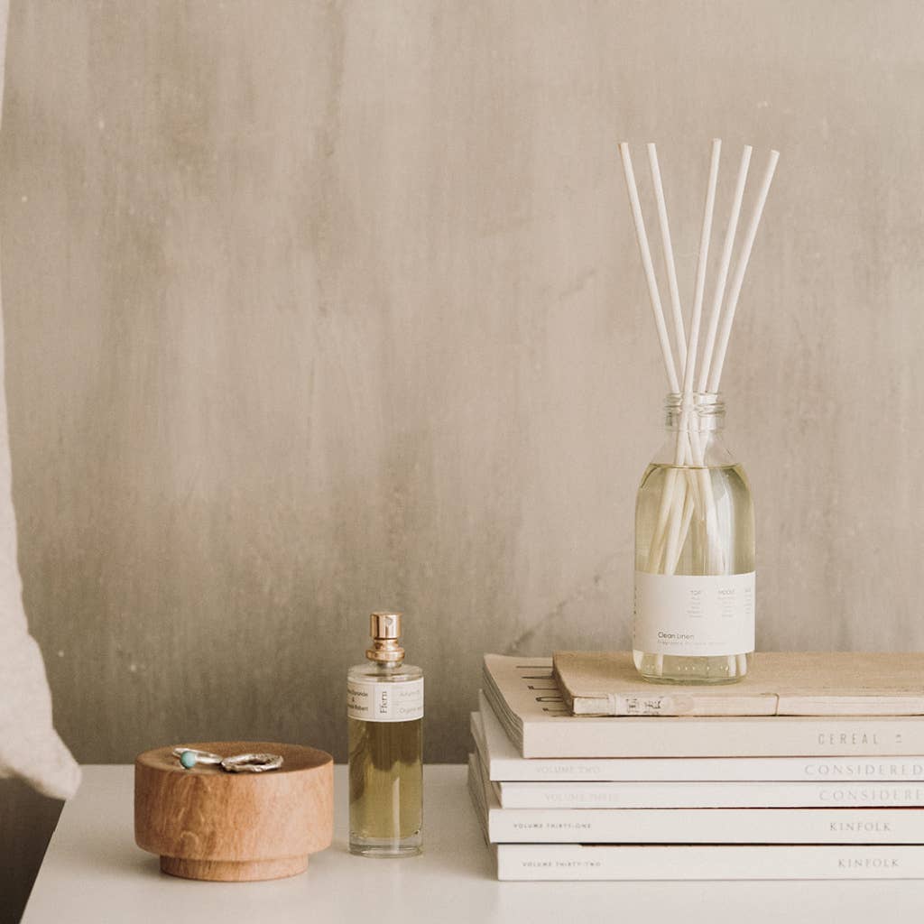 Clean Linen - Reed Diffuser