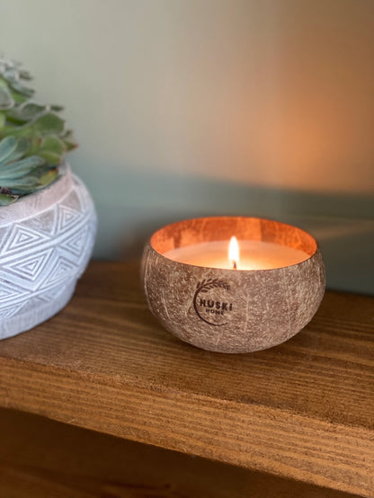 Coconut Bowl Soy Wax Candle - Rosewood & Coconut Cream
